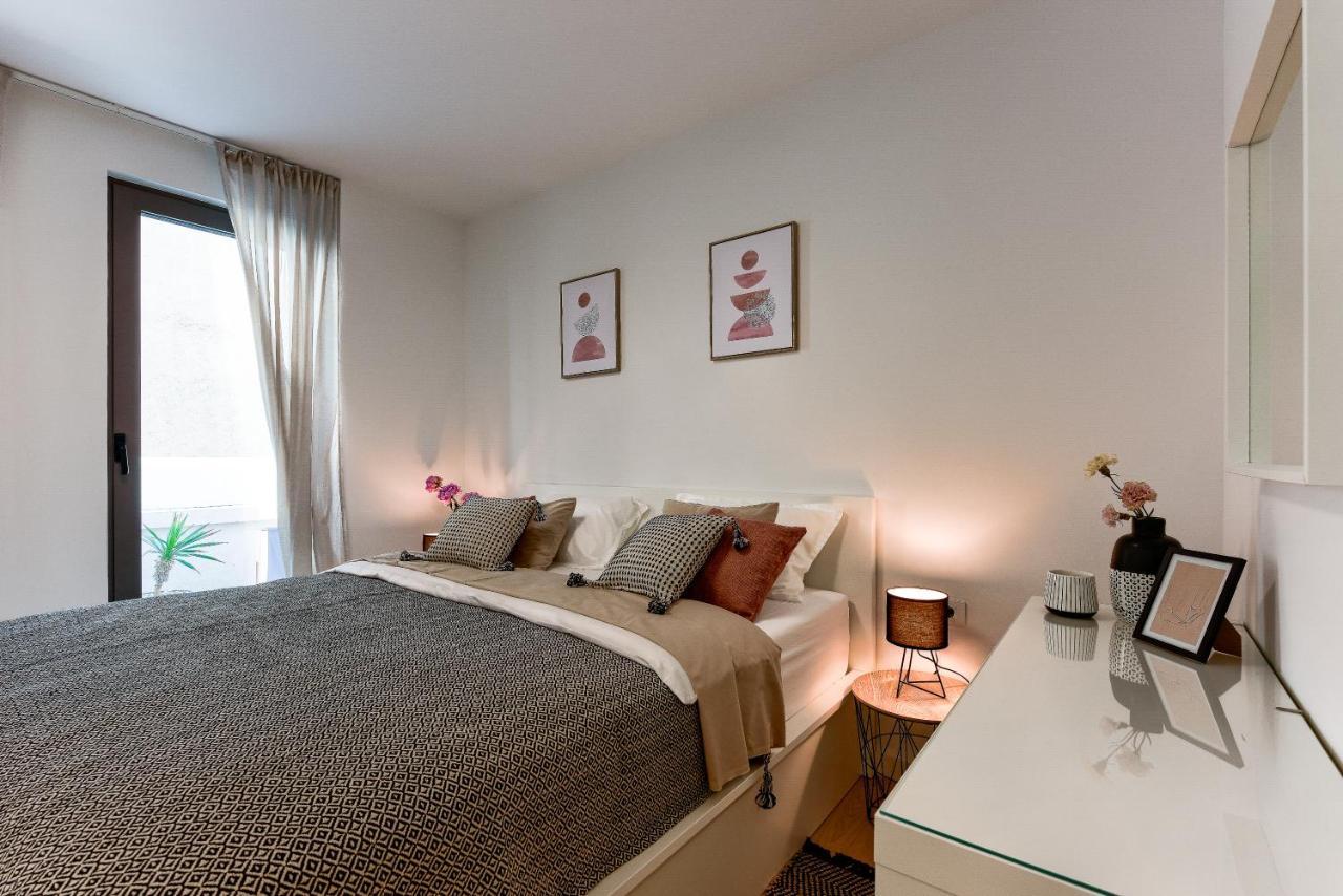 Apartment Lunula