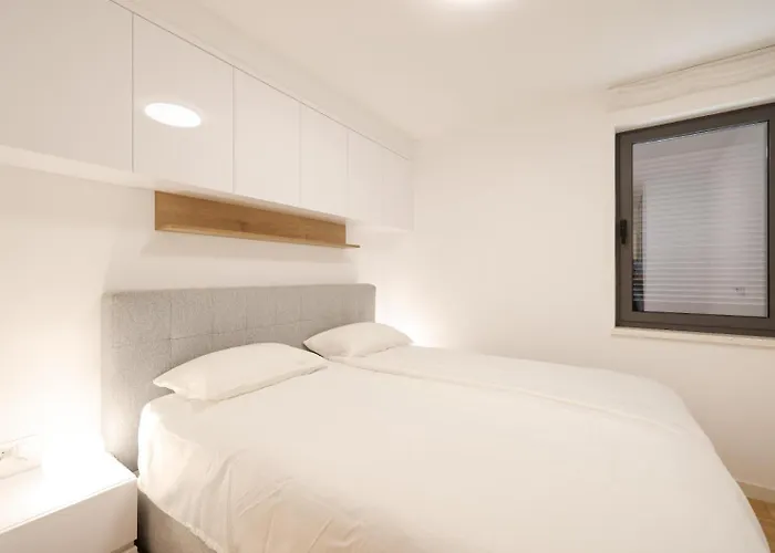 Lunula Residence