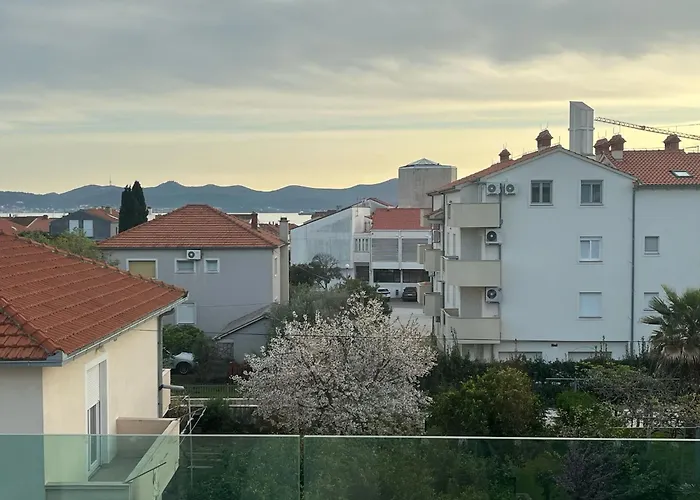 Lunula Residence